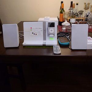 iPod Classic & JVC iPod & iPad Stand